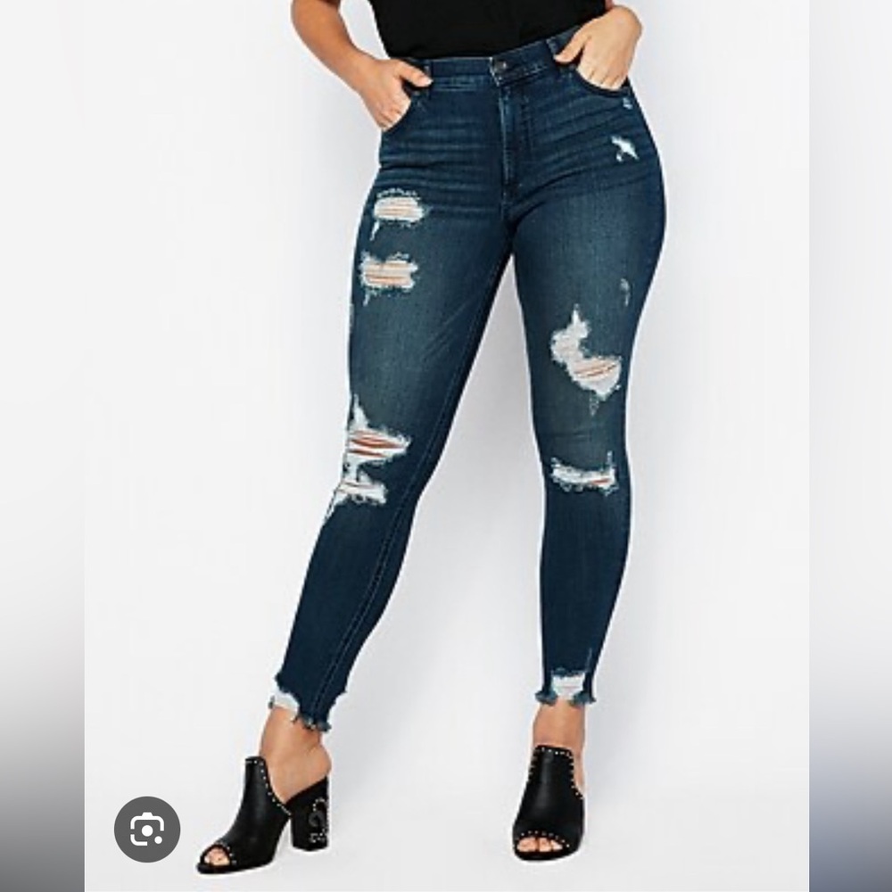 High wasted distressed skinny jeans